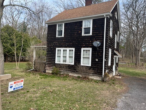 Building Photo - 10 French Rd