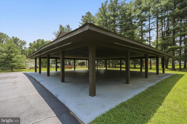 Building Photo - 3537 Dartmoor Ln