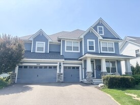 Building Photo - 9068 Red Oak Trl