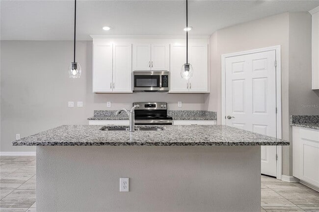 Building Photo - 5528 Tripoli Dr