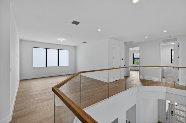 Building Photo - 9361 Sunflower Mdw Rd