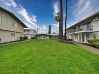 Building Photo - Park Hills Place