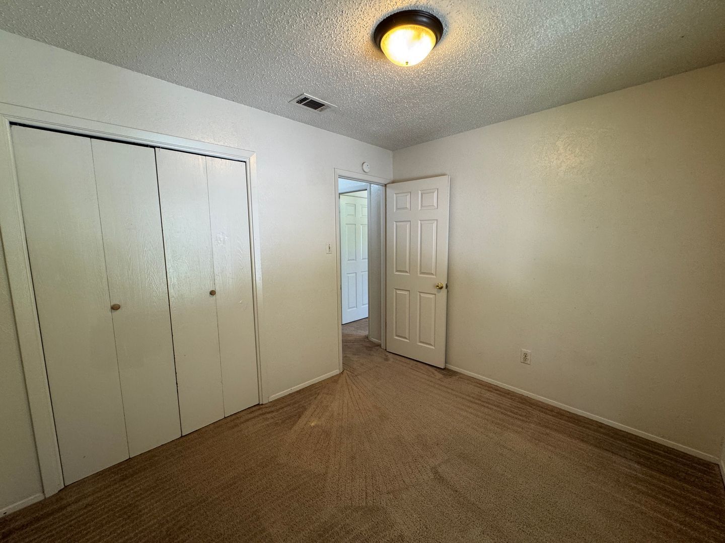 Building Photo - 4501 Westcliff Rd