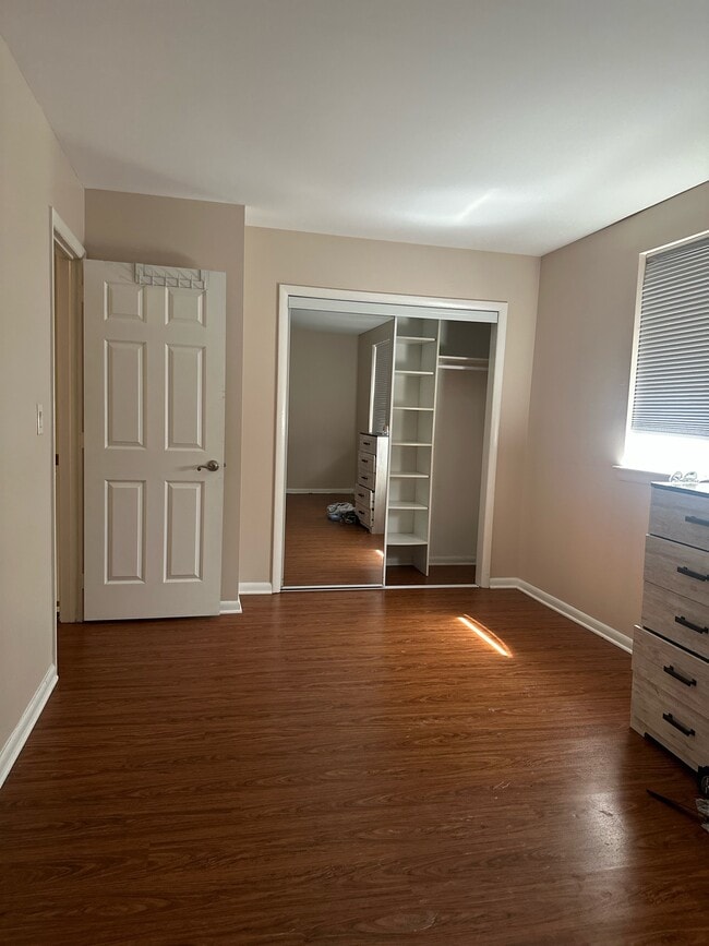 Building Photo - 1219 Kater St