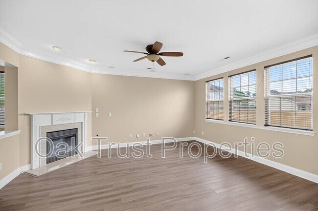 Building Photo - 7018 Bellflower Ln
