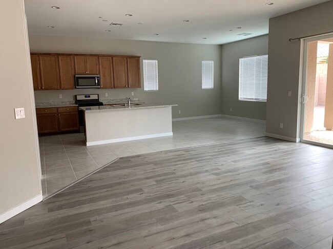 Building Photo - 598 Sandpiper Run Ln