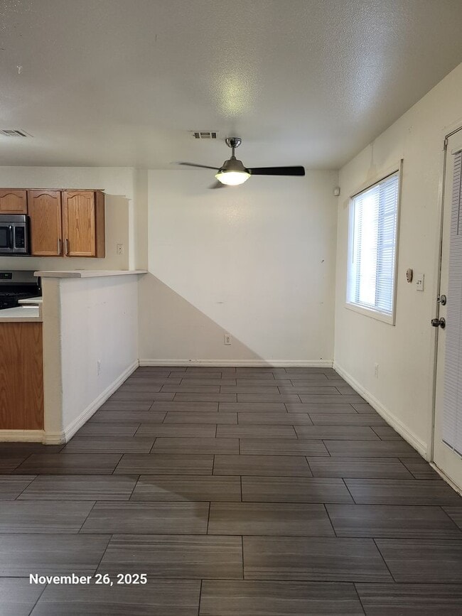 Building Photo - Gorgeous Townhouse for rent!!!