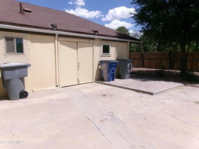 Building Photo - 5649 Cory Dr