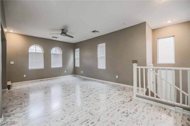 Building Photo - 10633 W Double Spring Ct