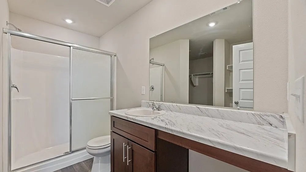 Building Photo - 2525 E Fox Mdw St