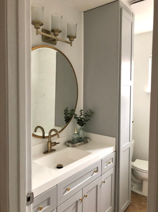 Building Photo - 11511 Kirkvalley Dr