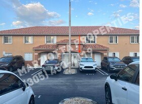 Building Photo - 2553 W 76th St