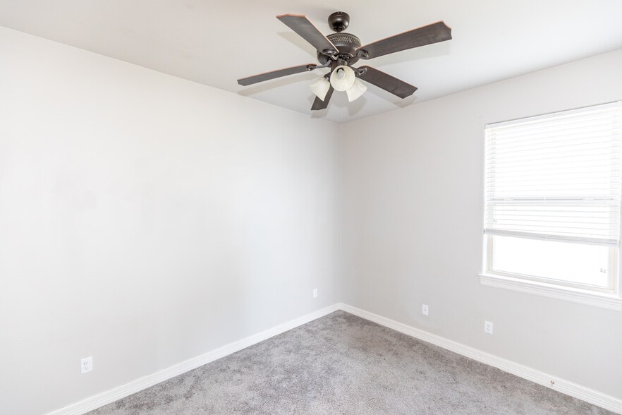 Bedroom 2 - 336 Jake Dr