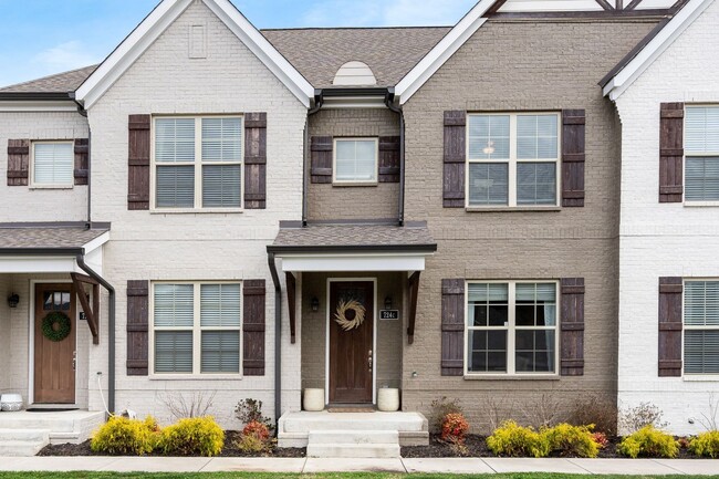 Primary Photo - Gorgeous, luxury townhome in convenient West Nashville