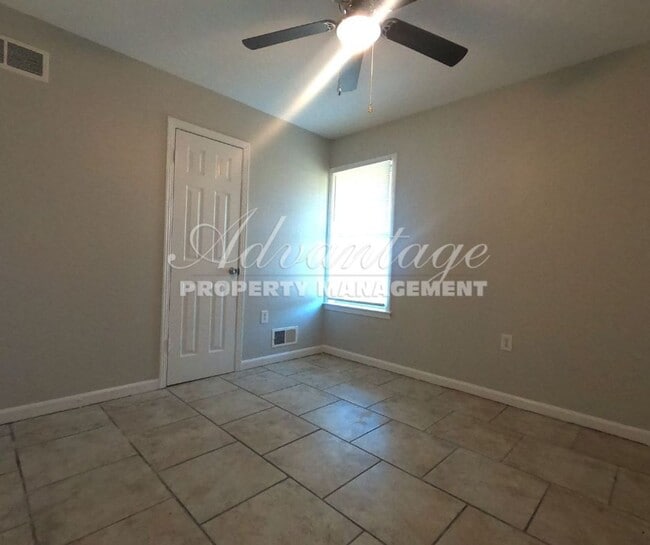 Building Photo - Newly Renovated Home In Raleigh - Open To Section 8