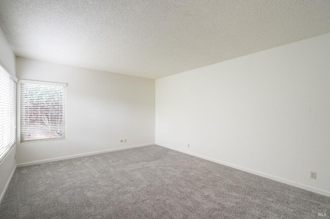 Building Photo - 4248 Leafwood Cir E