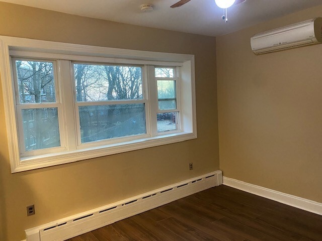 Building Photo - 7036 Ridge Ave