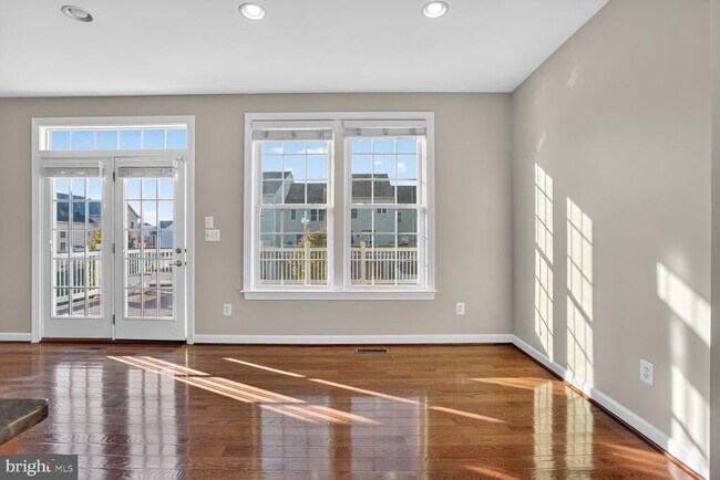 Building Photo - 21285 Park Grove Terrace