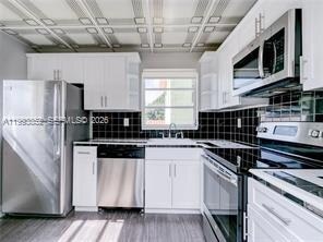 Building Photo - 851 Meridian Ave