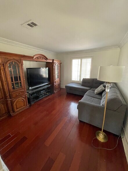 Master Bedroom - 12227 Wembley Ct