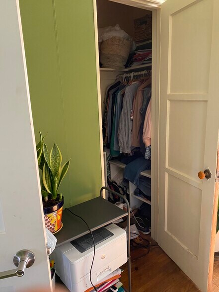closet - 9231 S Harvard Blvd