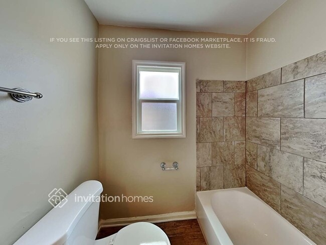 Building Photo - 18147 Archwood St