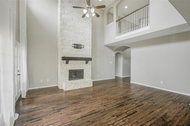 Building Photo - 7238 Thelfor Ct