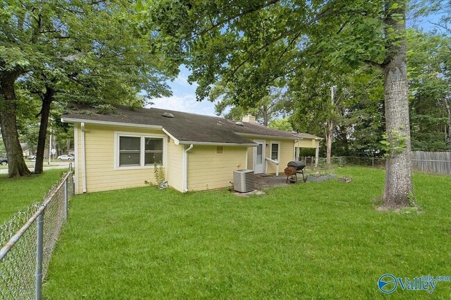 Building Photo - 13847 Mariellen Rd