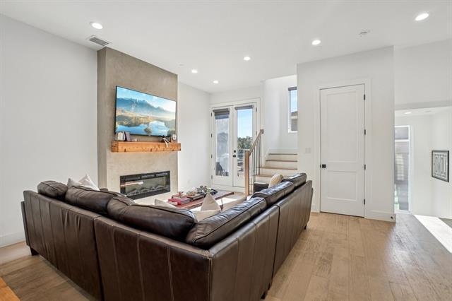 Building Photo - 145 N Henderson Ave