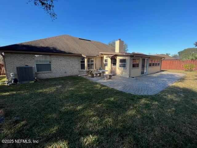 Building Photo - 2127 Forest Gate Dr W