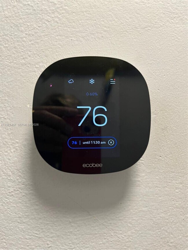 Building Photo - 700 Layne Blvd