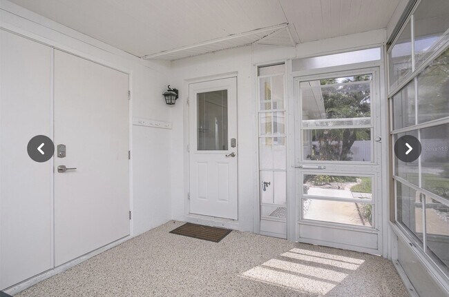 Building Photo - 214 Fair Winds Dr