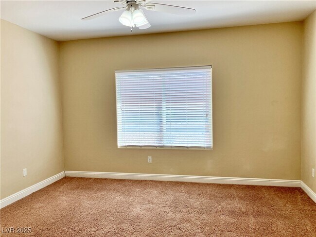 Building Photo - 5787 Mesa Mountain Dr