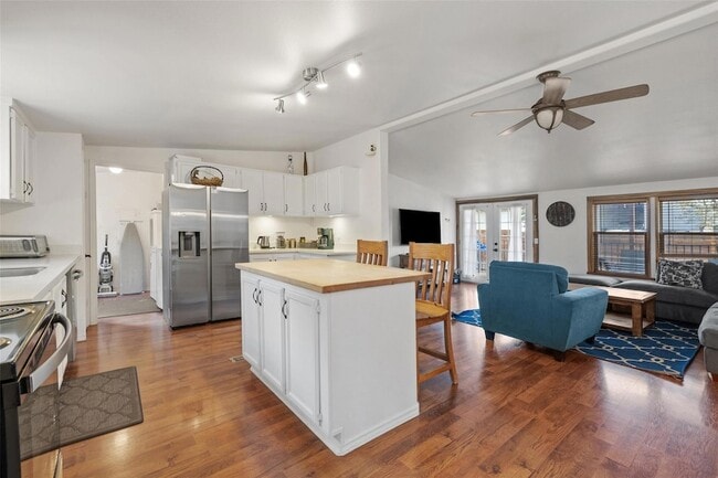 Building Photo - 5519 Hiline Rd