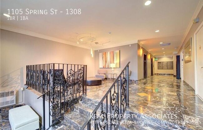 Building Photo - 1105 Spring St