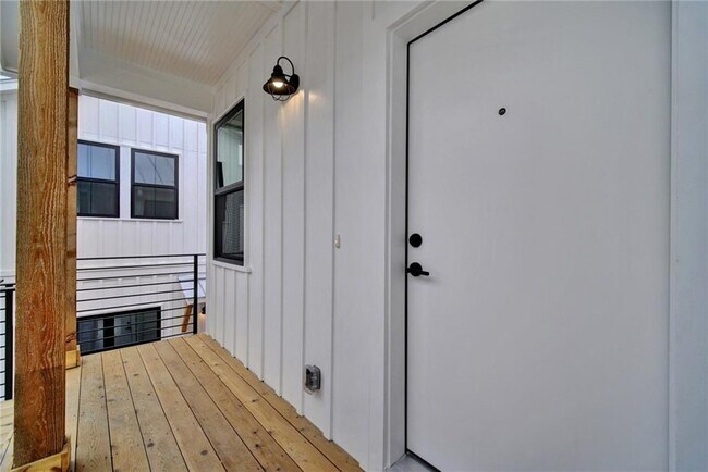 Building Photo - 4312 Tilley St