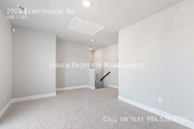 Building Photo - 2902 Kempthorne Rd