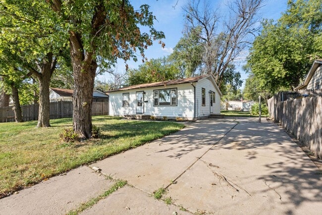 Building Photo - Coming soon!