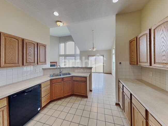 Building Photo - 160 Whittington Pl