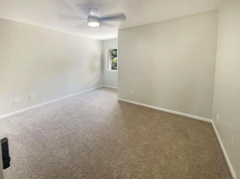 Building Photo - 2644 La Costa Ave