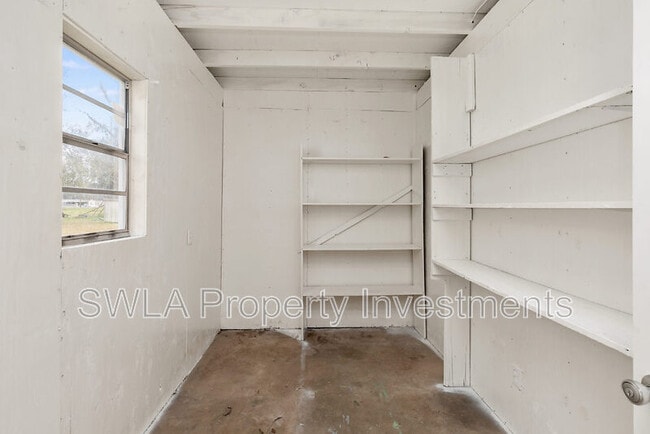 Building Photo - 728 Murbelle Rd