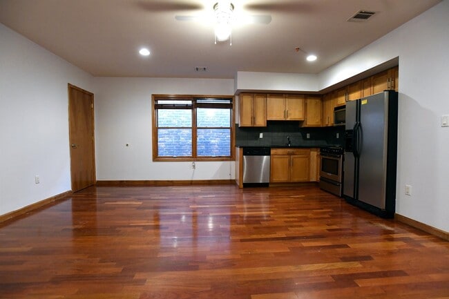 Building Photo - 4801 Palisade Ave