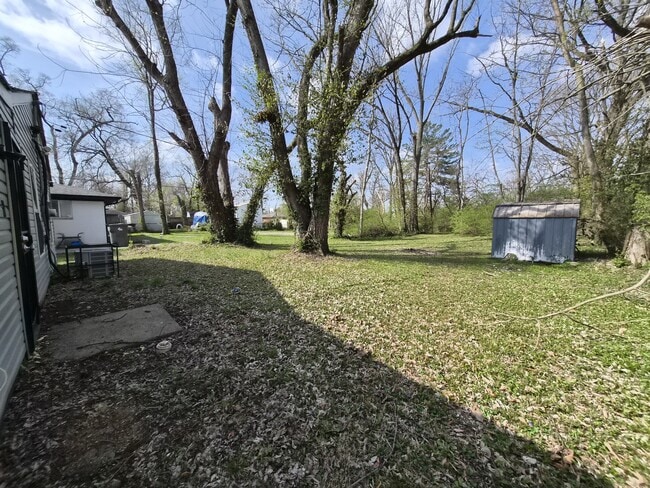 Building Photo - 3922 N Butler Ave