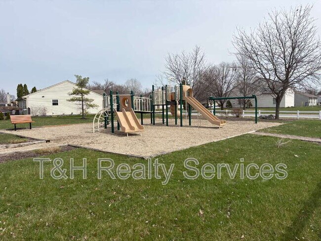 Building Photo - 4209 Manasota Ct