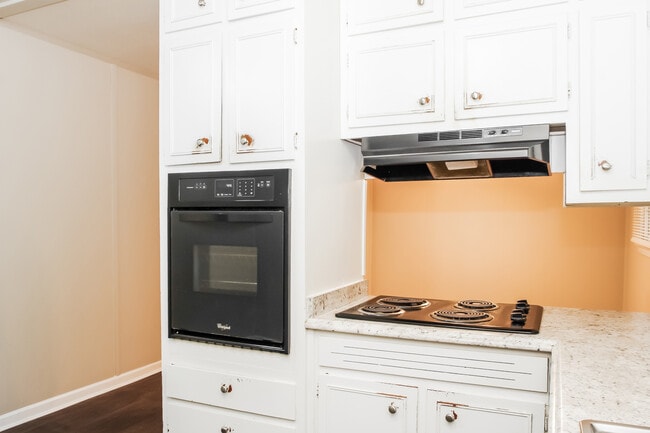 Building Photo - 3463 Darlene Cir NW