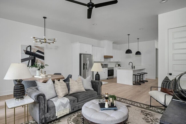 Building Photo - 212 Jennings Ave