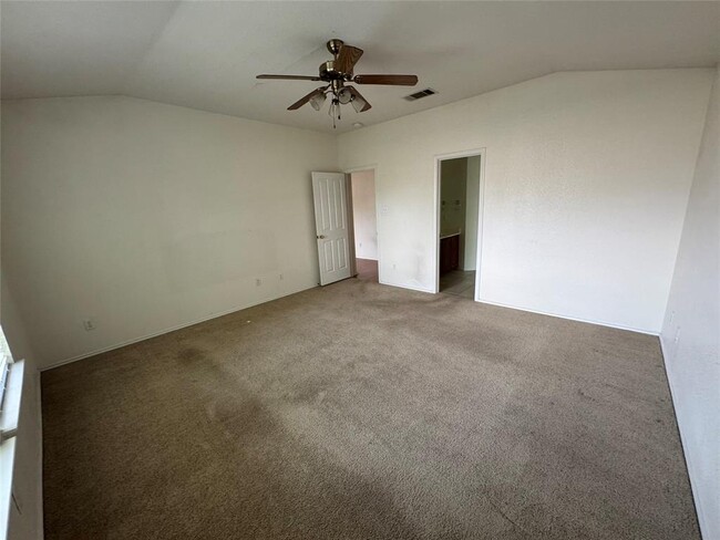 Building Photo - 215 San Felipe Dr