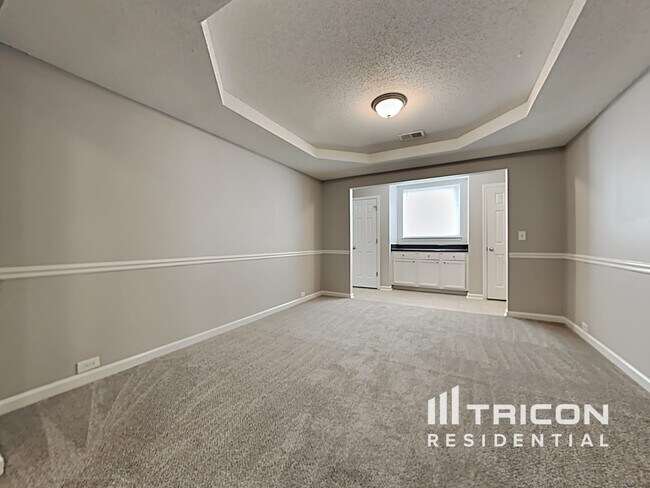 Building Photo - 724 Walton Dr