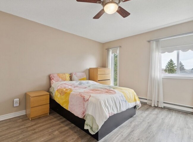 Building Photo - 4001 N New Braunfels Ave