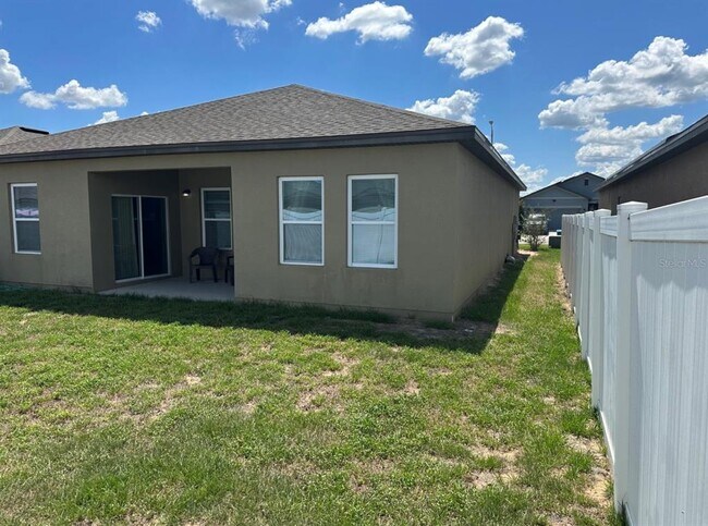 Building Photo - 896 Orchid Grove Blvd